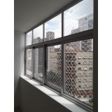 Instalação de Tela de Proteção Infantil